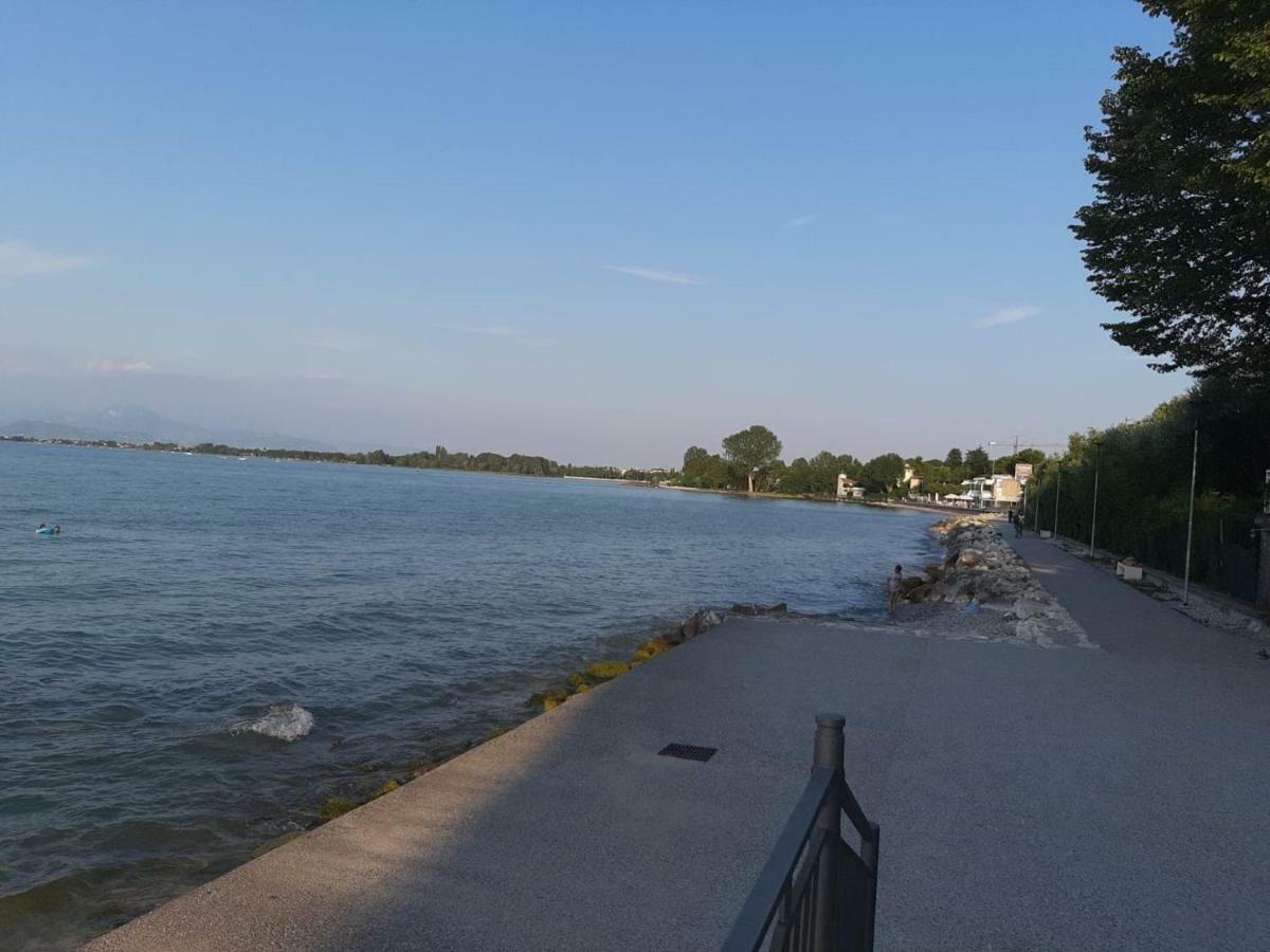 Da Enzo Hotel Desenzano del Garda Kültér fotó